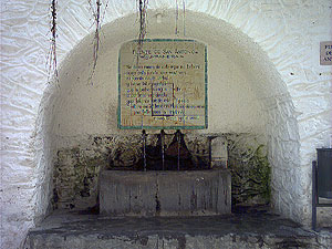 fuente alpujarra